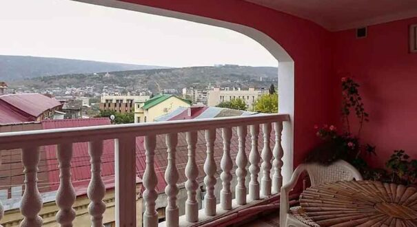 هتل آیساکا (Hotel Isaka) تفلیس