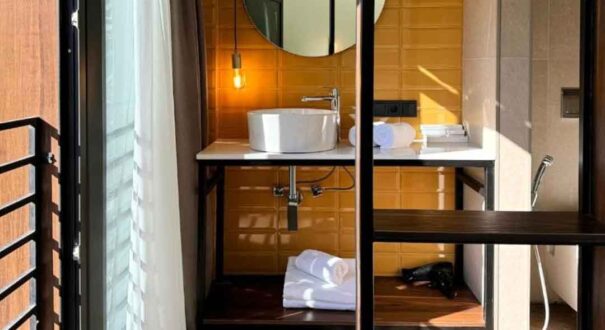 هتل (Tbilisi Edition - Design Hotel Tbilisi) تفلیس
