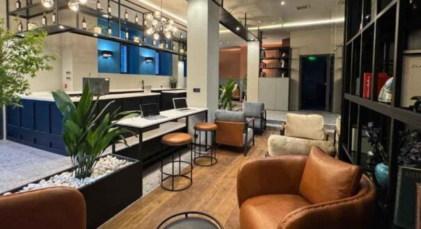 هتل (Tbilisi Edition - Design Hotel Tbilisi) تفلیس