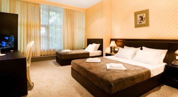 هتل کالاسی (Kalasi Hotel) تفلیس