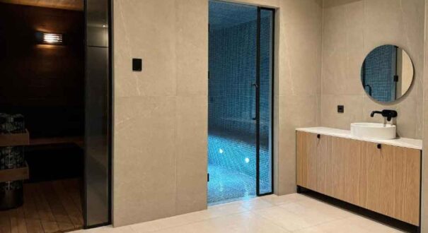 هتل (Tbilisi Edition - Design Hotel Tbilisi) تفلیس