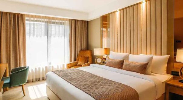 هتل (Marjan Plaza Hotel) تفلیس
