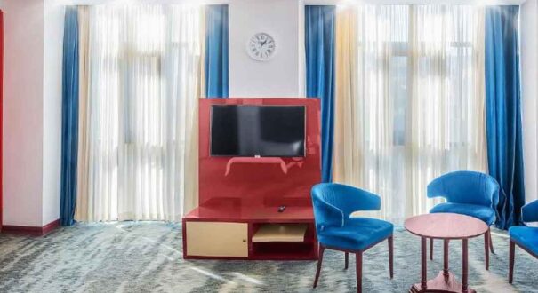 هتل دنیس (Denis hotel) تفلیس
