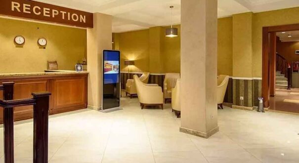 هتل کی ام ام (KMM Hotel) تفلیس